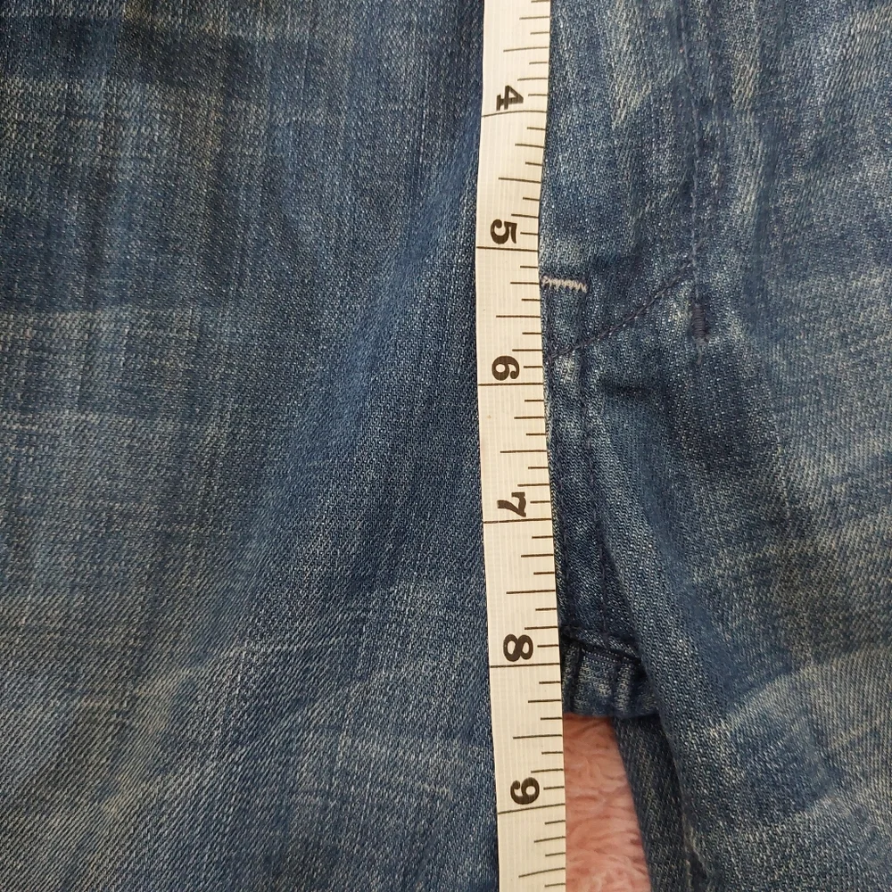 7 For All Mankind Dojo Capri Size 28‎
